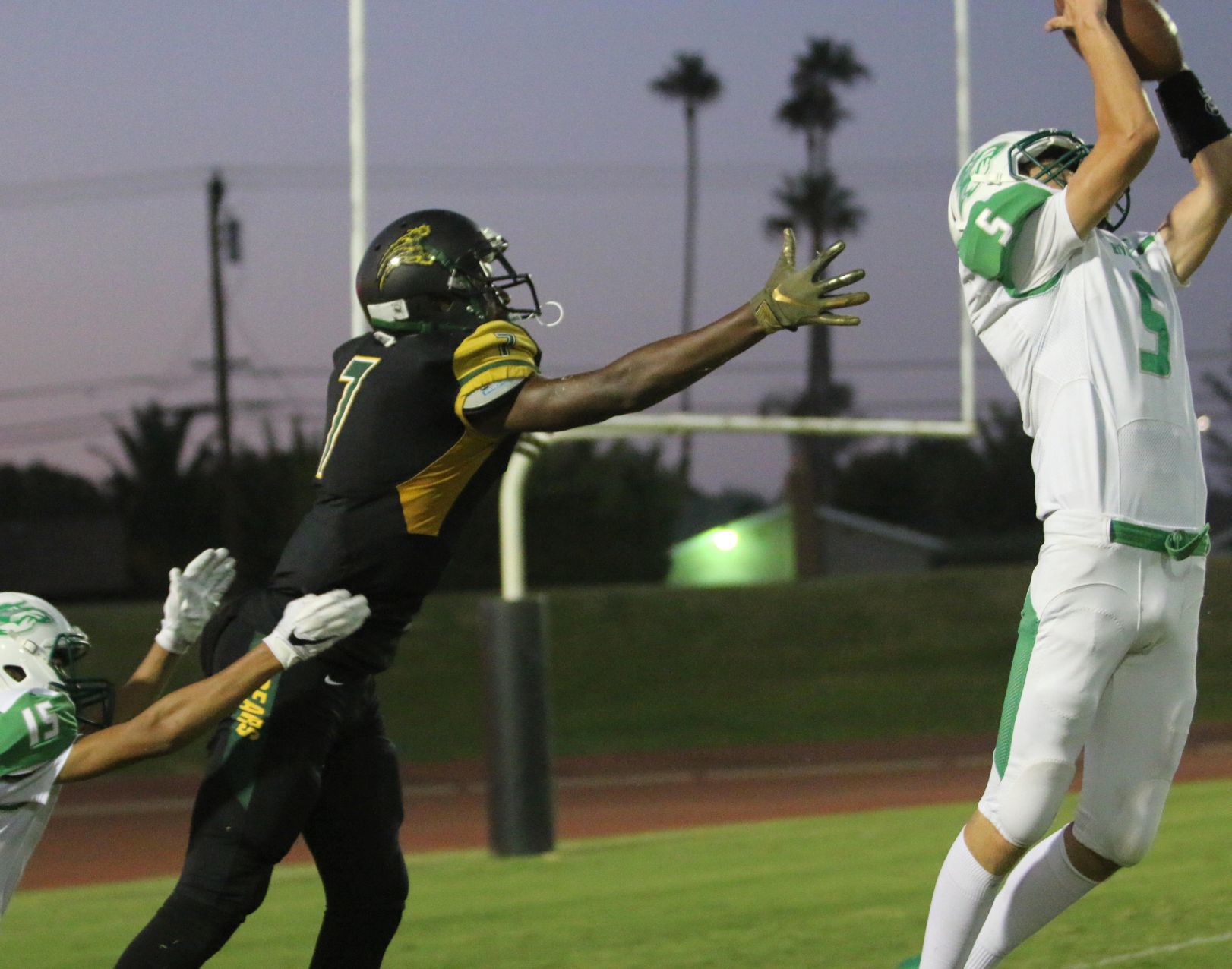 Golden Bears sputter on offense
